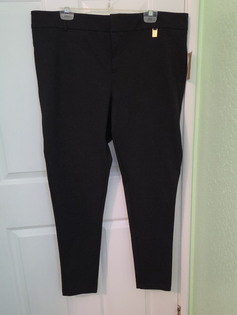 MICHAEL MICHAEL KORS basic black slim ankle pant, size 20W